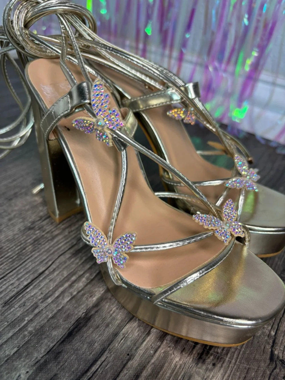 Iridescent Butterfly Gold Platform Lace-Up Heels Sz 6.5 Chunky Heel TOP Moda